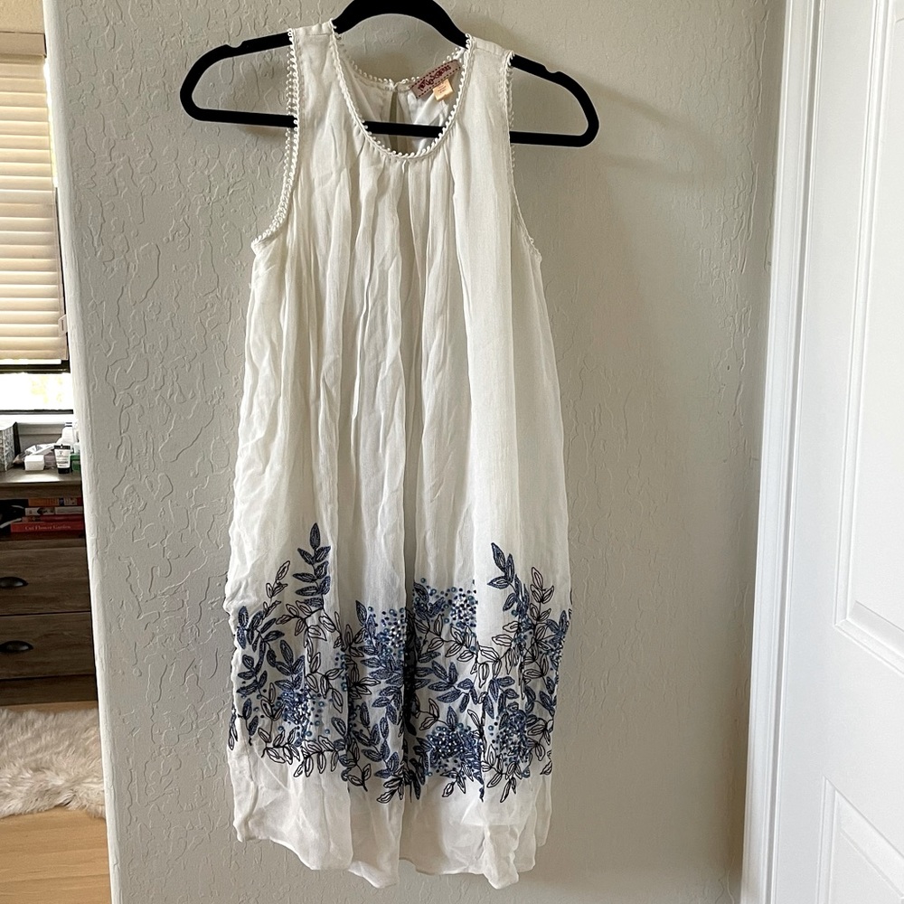 White Anthropologie shift dress with blue beading